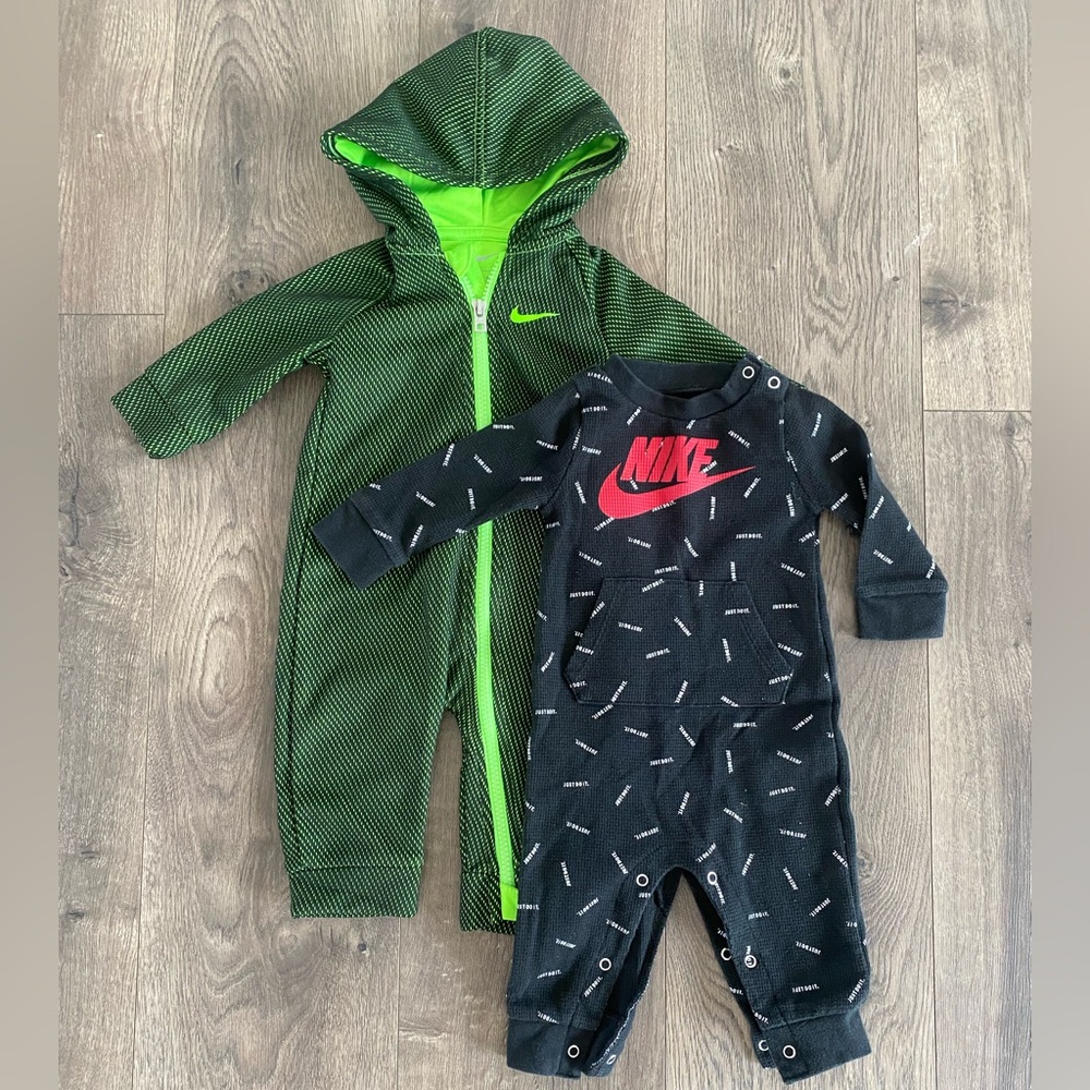 Baby Boy Nike Onesies 6M